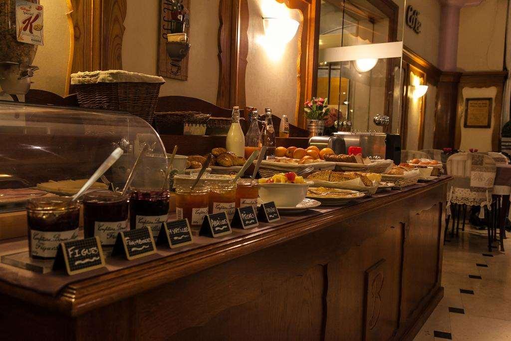 Brit Hotel Bristol Montbéliard Centre Ristorante foto